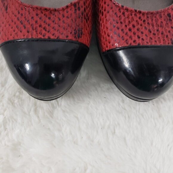 Tahari Laura Pumps Stiletto Red Snakeskin Black Patent Leather Pinup Vamp 7 - Picture 4 of 15